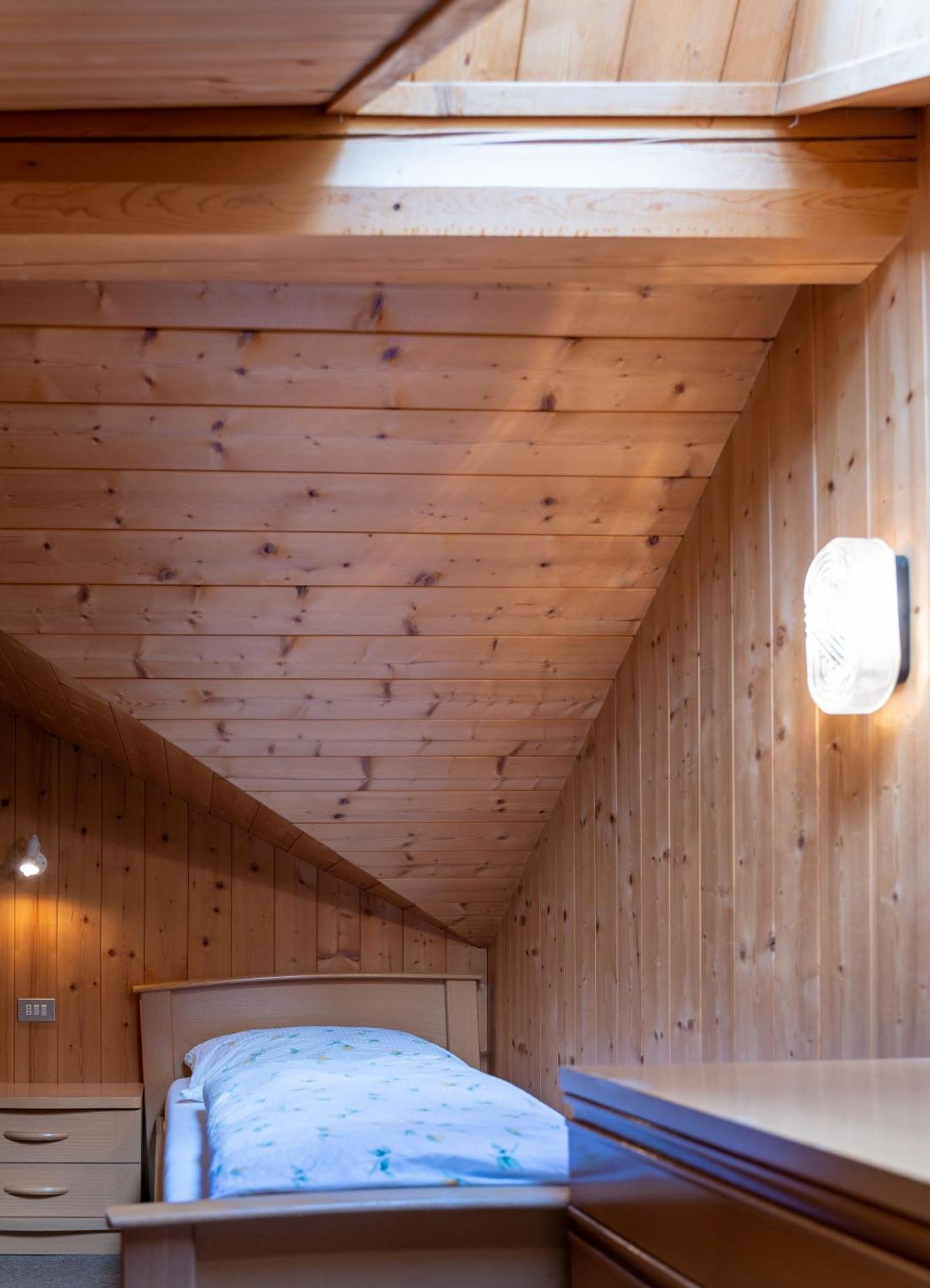 Chalet Fisti La Villa (Trentino Alto Adige) Quarto foto
