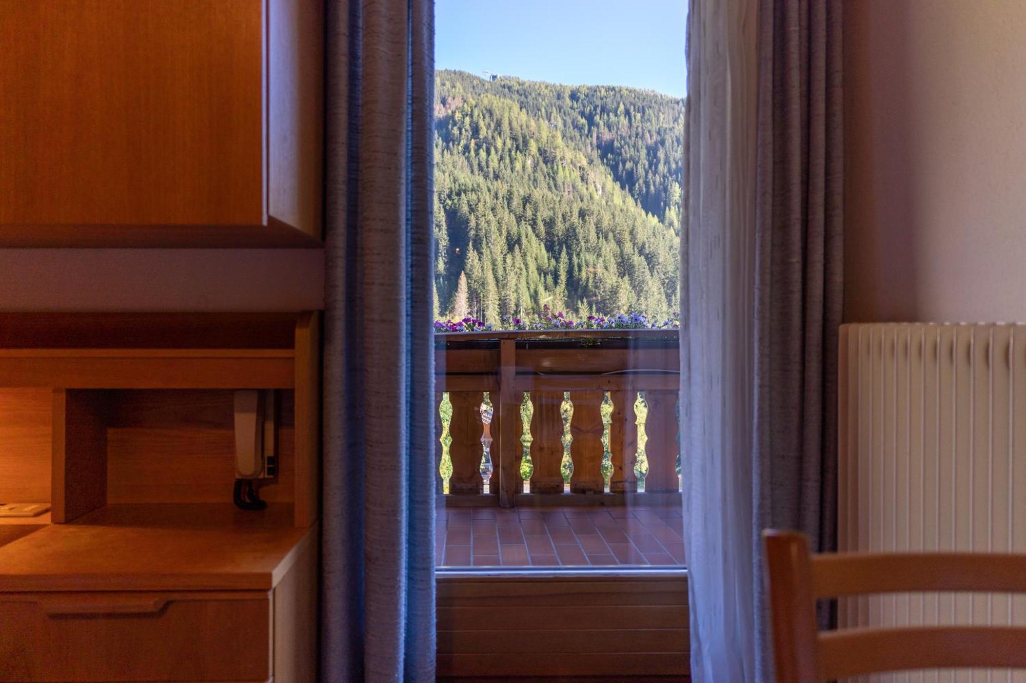 Chalet Fisti La Villa (Trentino Alto Adige) Quarto foto